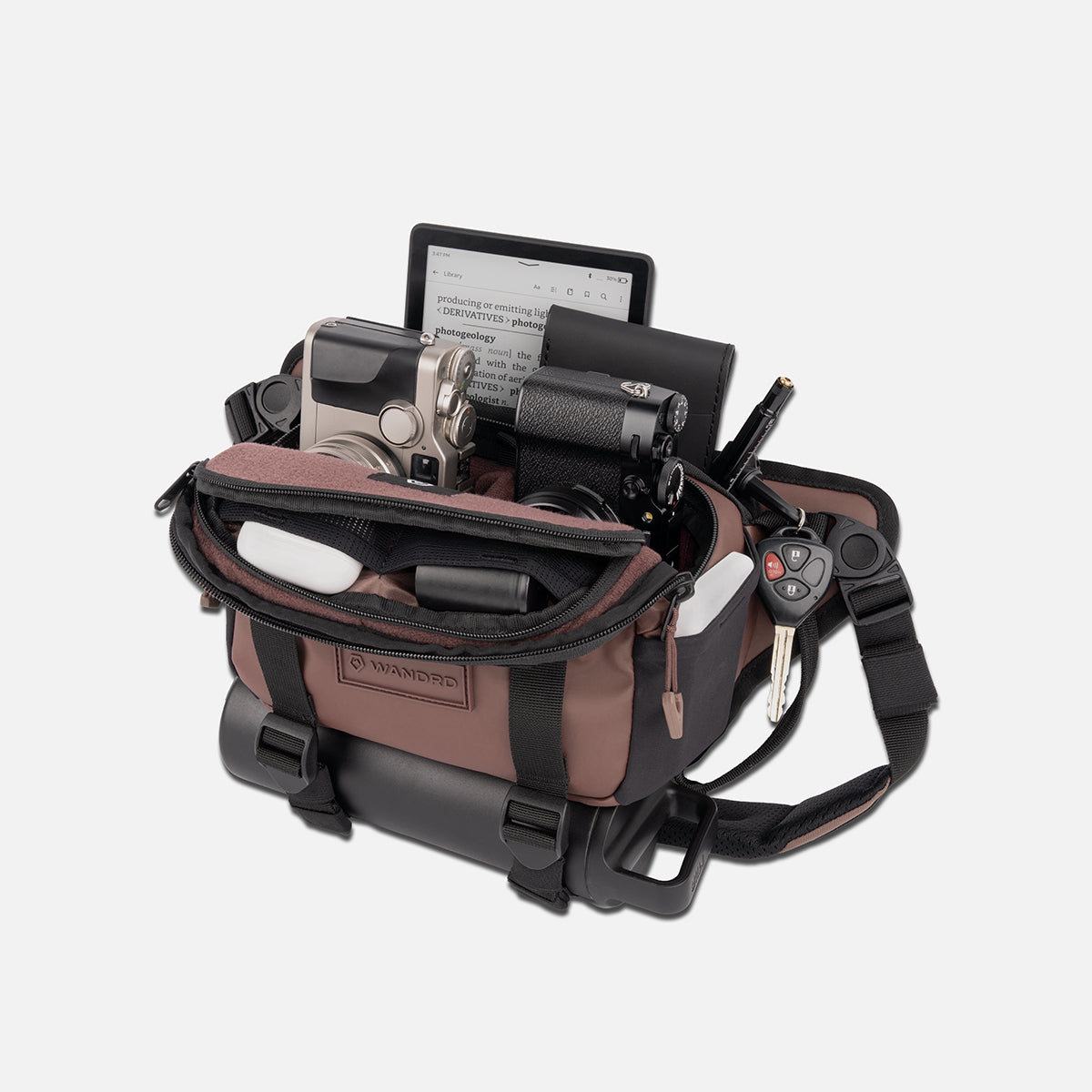wandrd-rogue-4l-sling-tasche-atacama-clay image 3