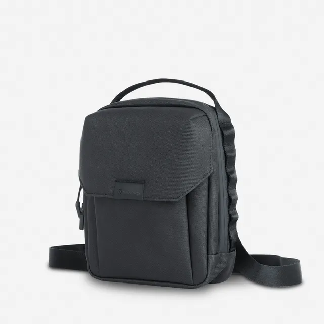 wandrd-x1-crossbody-large-umh-ngetasche-wasserabweisend image 1