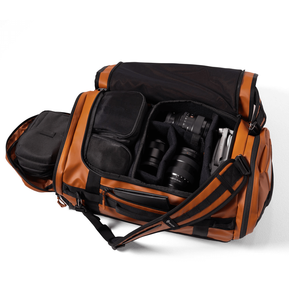 wandrd-carryall-duffel-60l-reisetasche-sedona-orange image 3