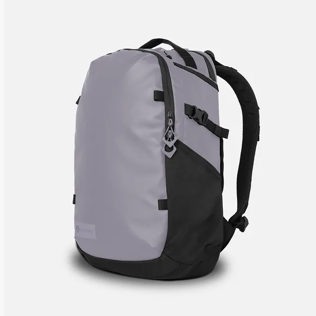wandrd-prvke-nimbus-18l-rucksack-uyuni-purple-laptop image 1