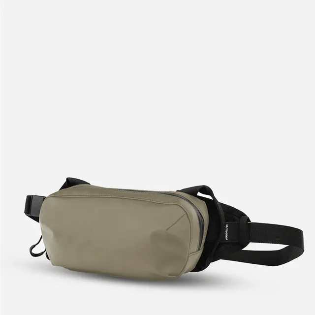wandrd-d1-fanny-pack-bauchtasche-yuma-tan-crossbody image 1