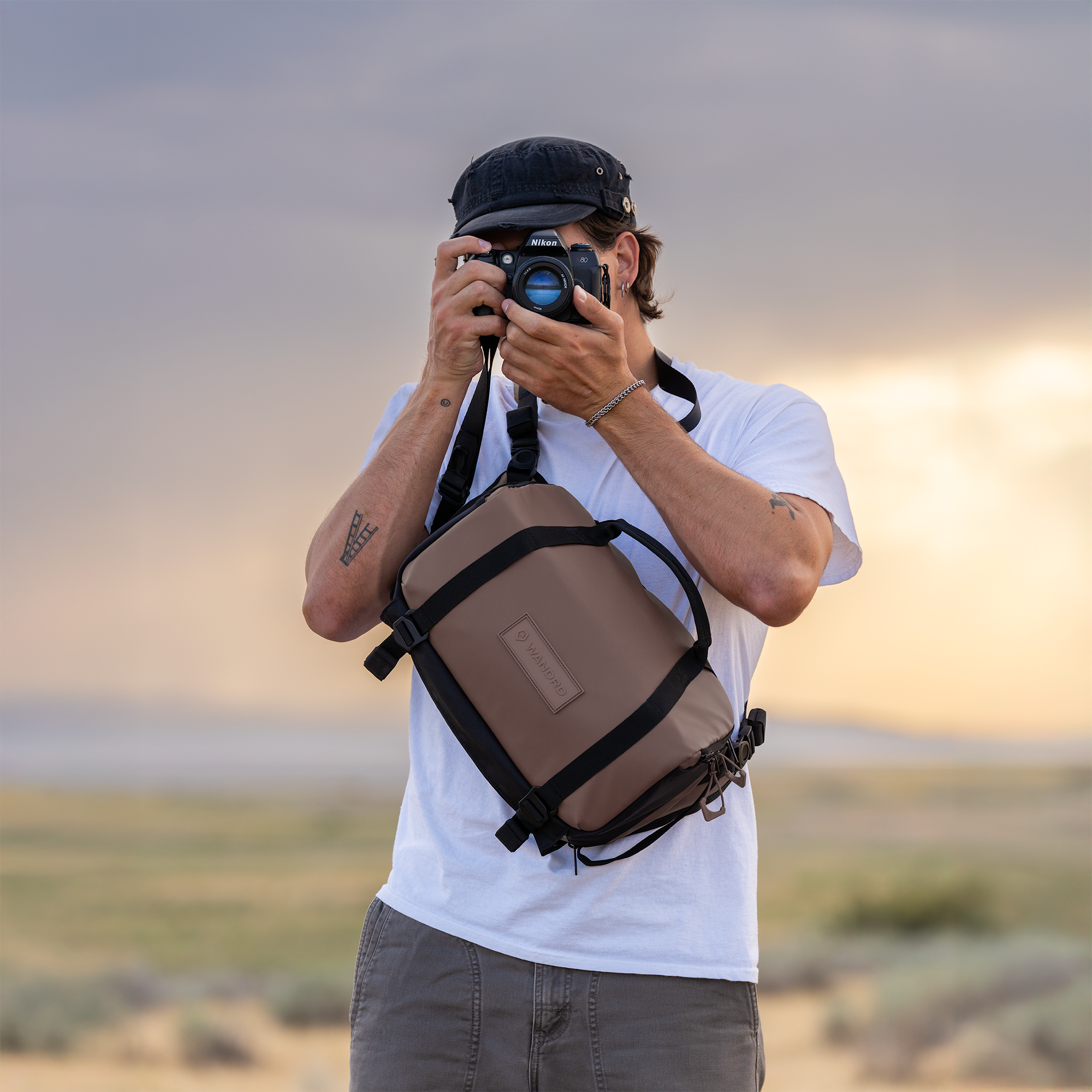 wandrd-rogue-9l-sling-umh-ngetasche-atacama-clay image 7