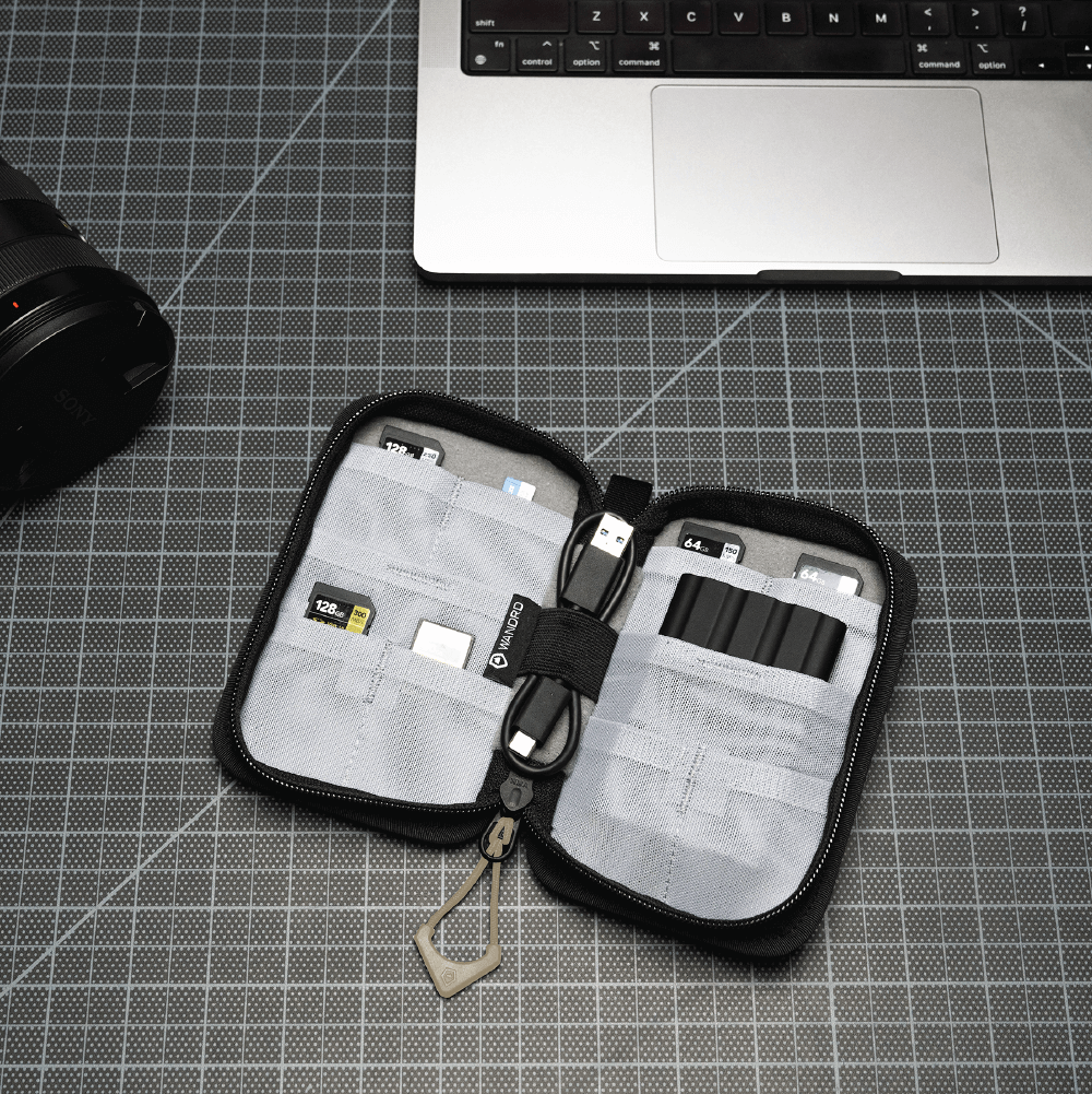 wandrd-tech-bag-memory-card-case-speicherkartenetui-yuma-tan image 6