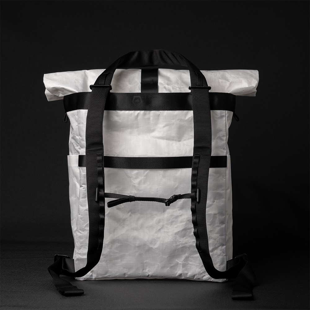 wandrd-carryall-h-o-e-tote-rucksack-limited-edition image 7