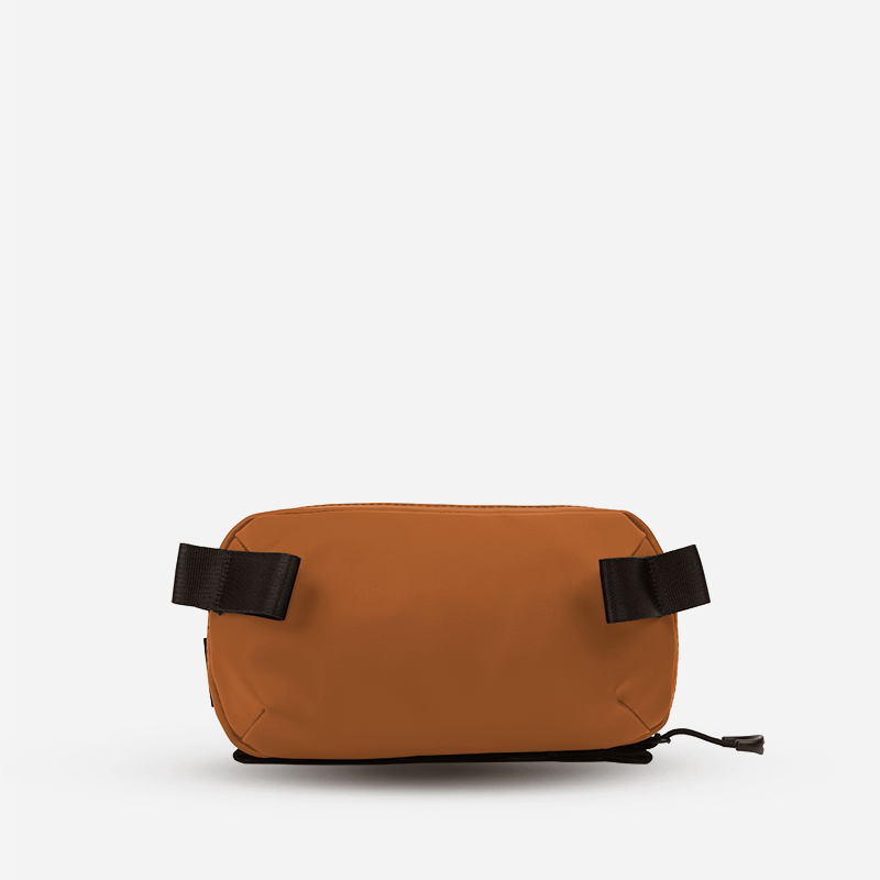 wandrd-tech-bag-small-techniktasche-sedona-orange-wetterfest image 2
