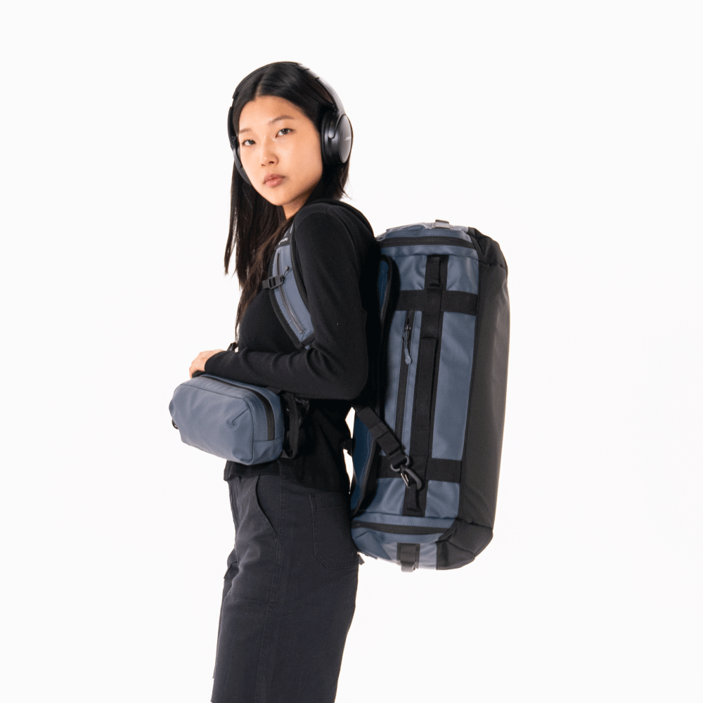 wandrd-carryall-30l-duffel-reisetasche-aegean-blue image 4