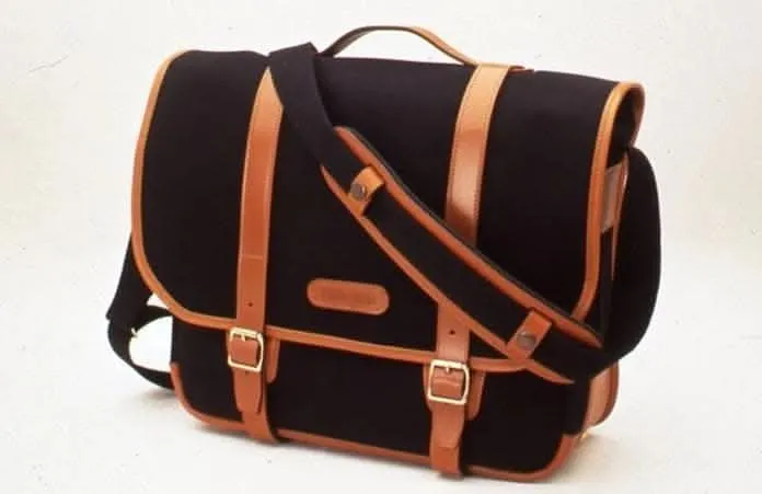 billingham-take-director-laptoptasche-black-canvas-tan-leather image 1