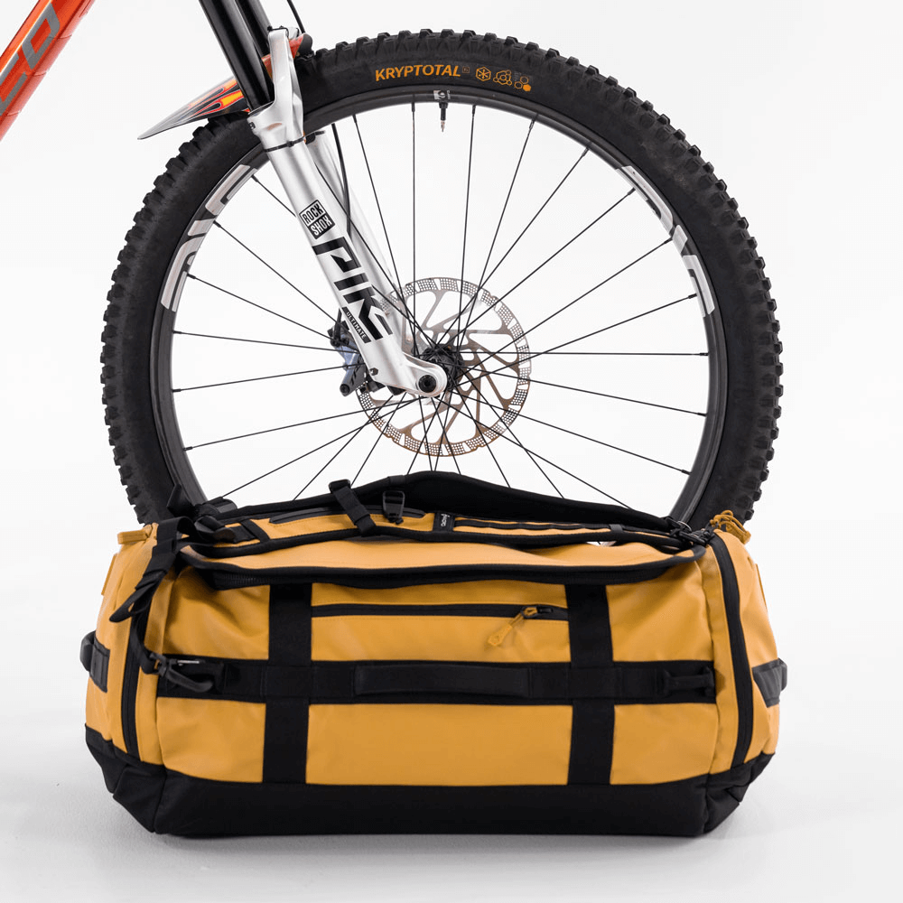 wandrd-carryall-duffel-60l-dallol-yellow-reisetasche image 4