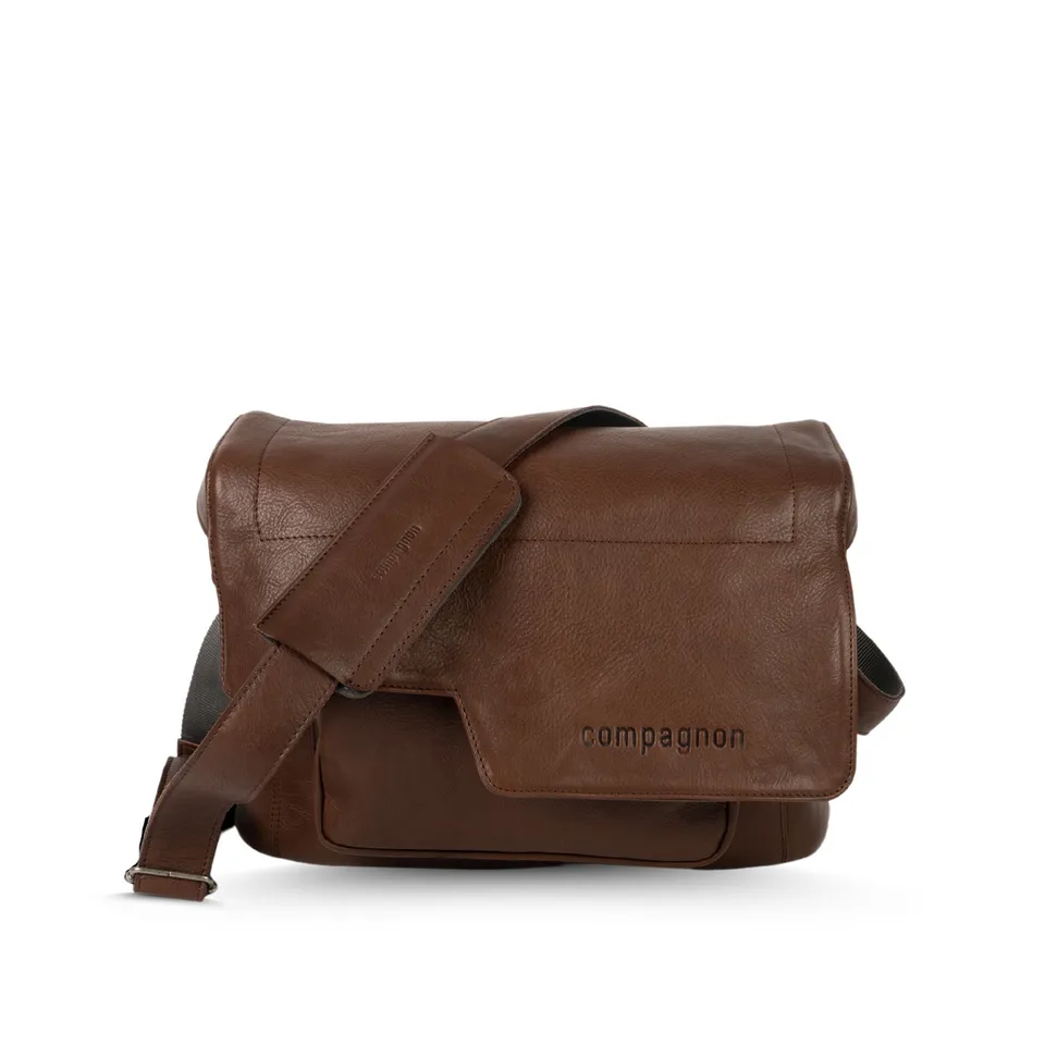 compagnon-heritage-line-medium-messenger-gen-iii-kameratasche-cognac image 1
