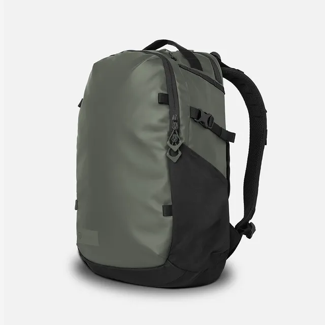 wandrd-prvke-nimbus-18l-rucksack-wasatch-green-laptop image 1