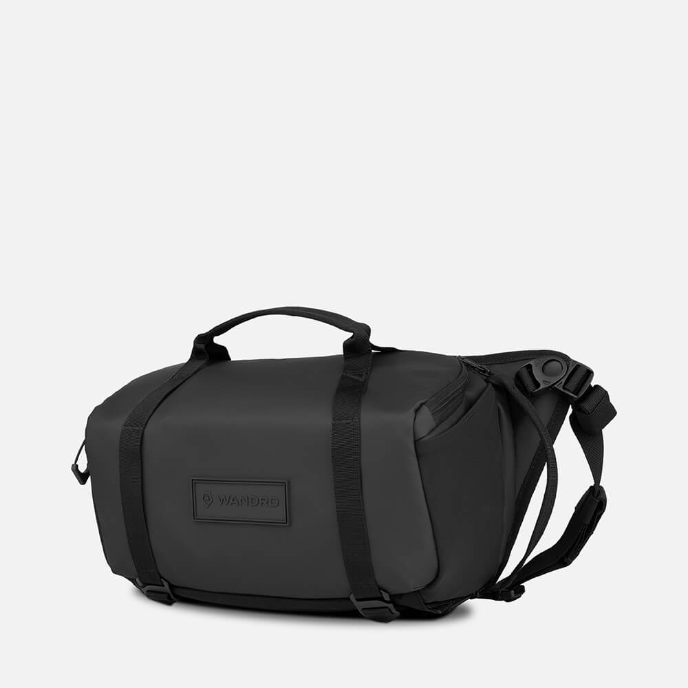 wandrd-rogue-9l-sling-umh-ngetasche-schwarz-laptop image 2