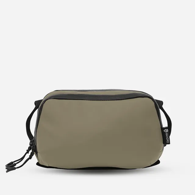 wandrd-tech-bag-large-organizer-yuma-tan image 1