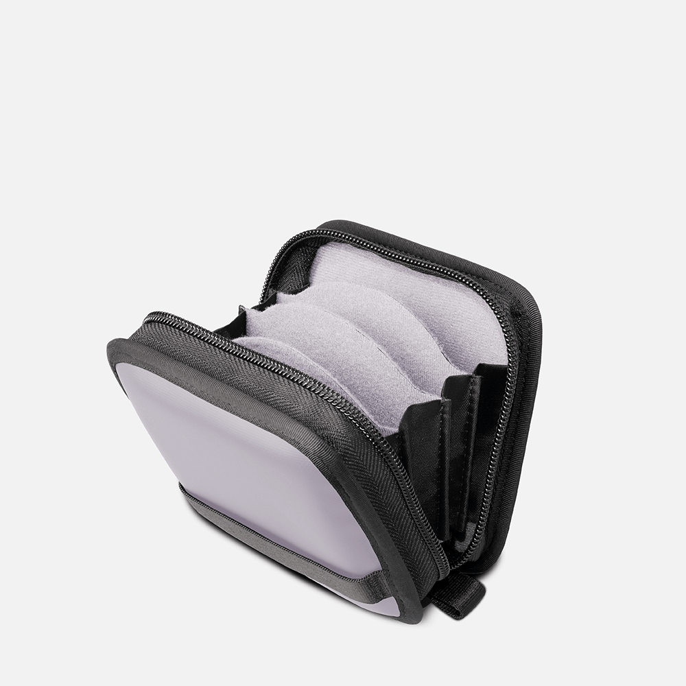 wandrd-tech-bag-lens-filter-case-filtertasche-uyuni-purple-4-filter image 1