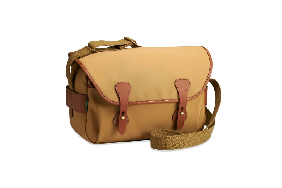 billingham-s4-kameratasche-burgundy-chocolate image 1
