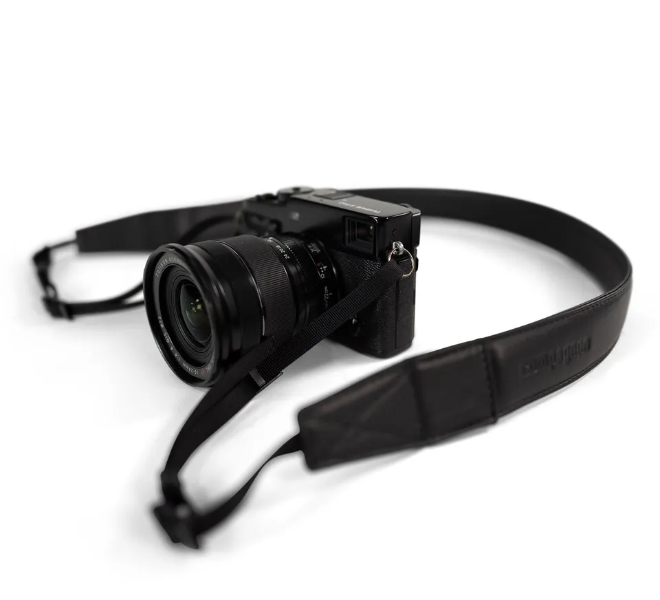 compagnon-the-bold-strap-kameragurt-leder-40-mm image 1