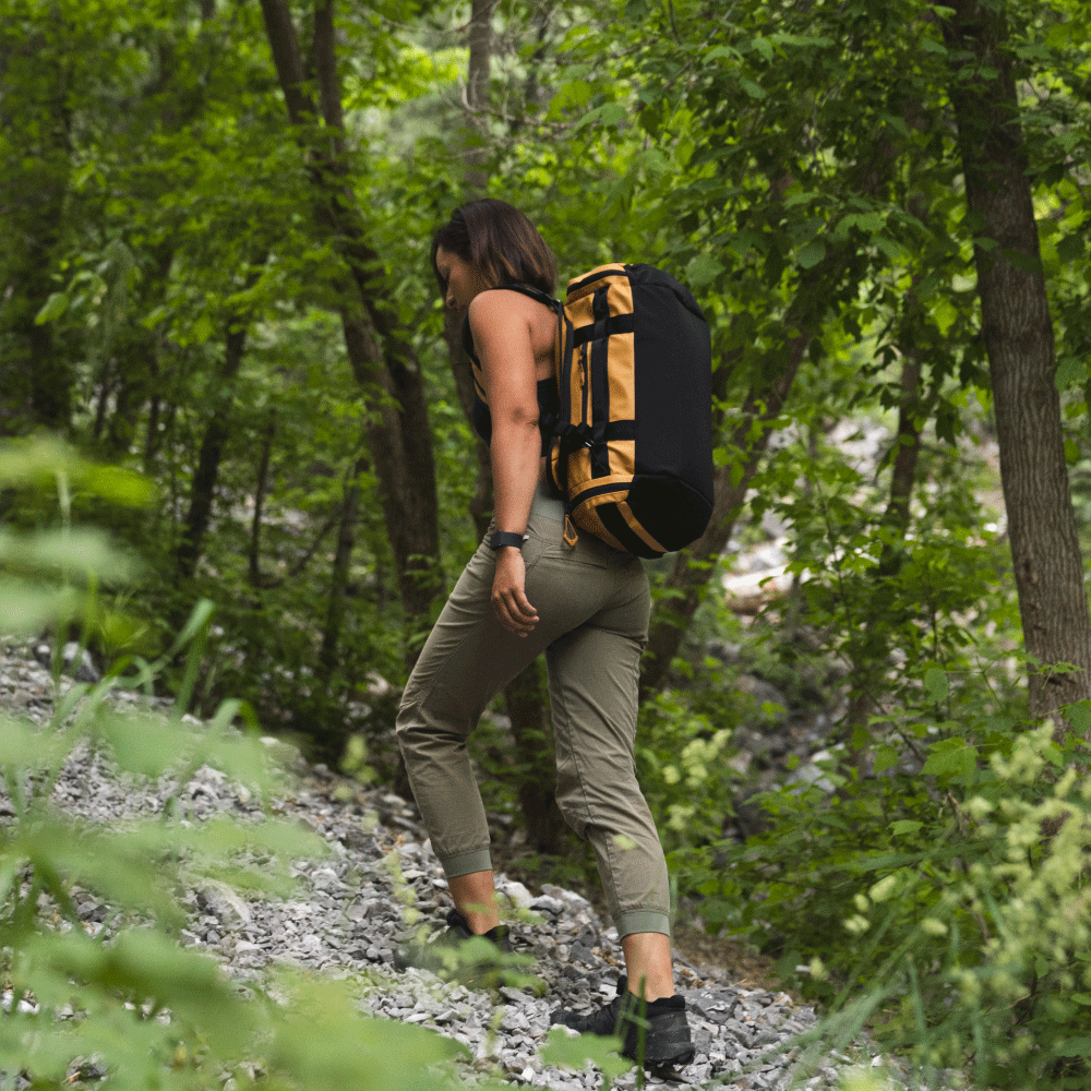 wandrd-carryall-duffel-30l-reisetasche-dallol-yellow-rucksack image 6