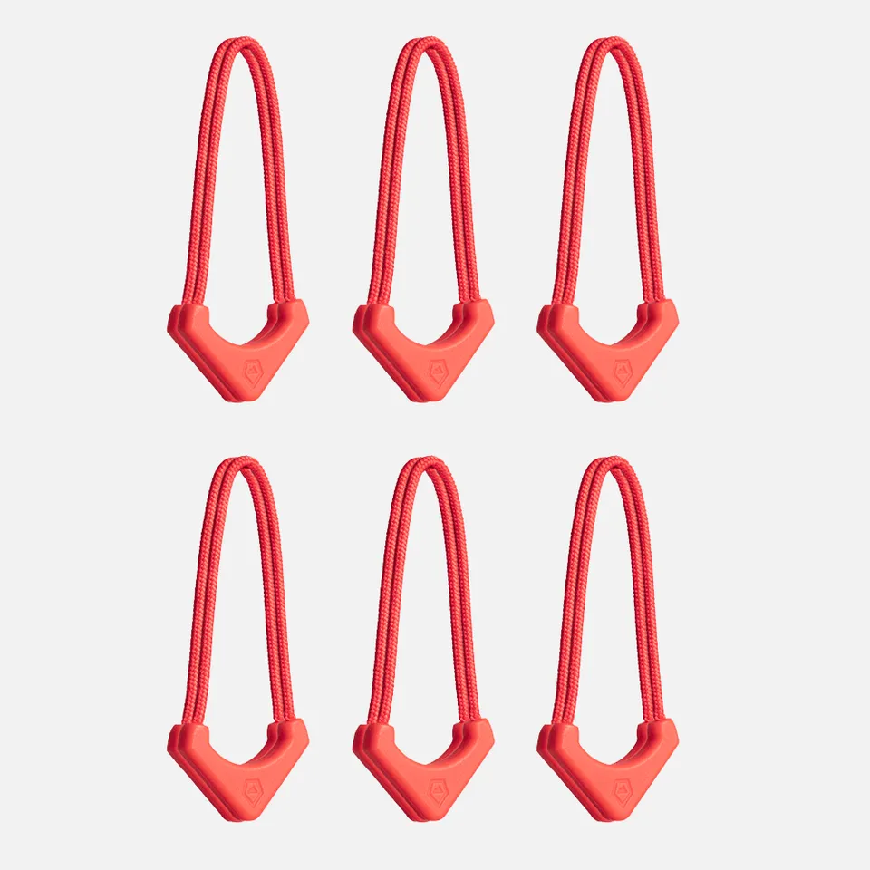 wandrd-worryless-zipper-puller-arches-red-schloss image 1