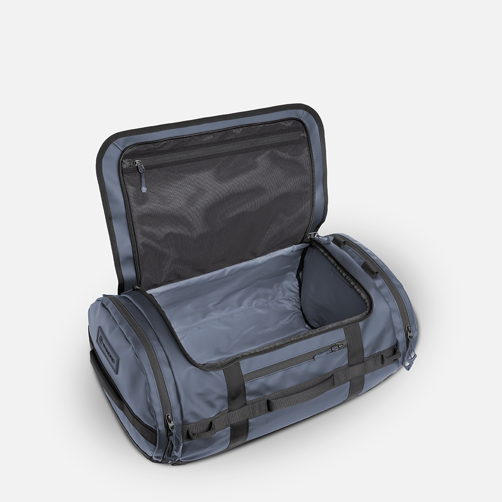 wandrd-carryall-30l-duffel-reisetasche-aegean-blue image 2