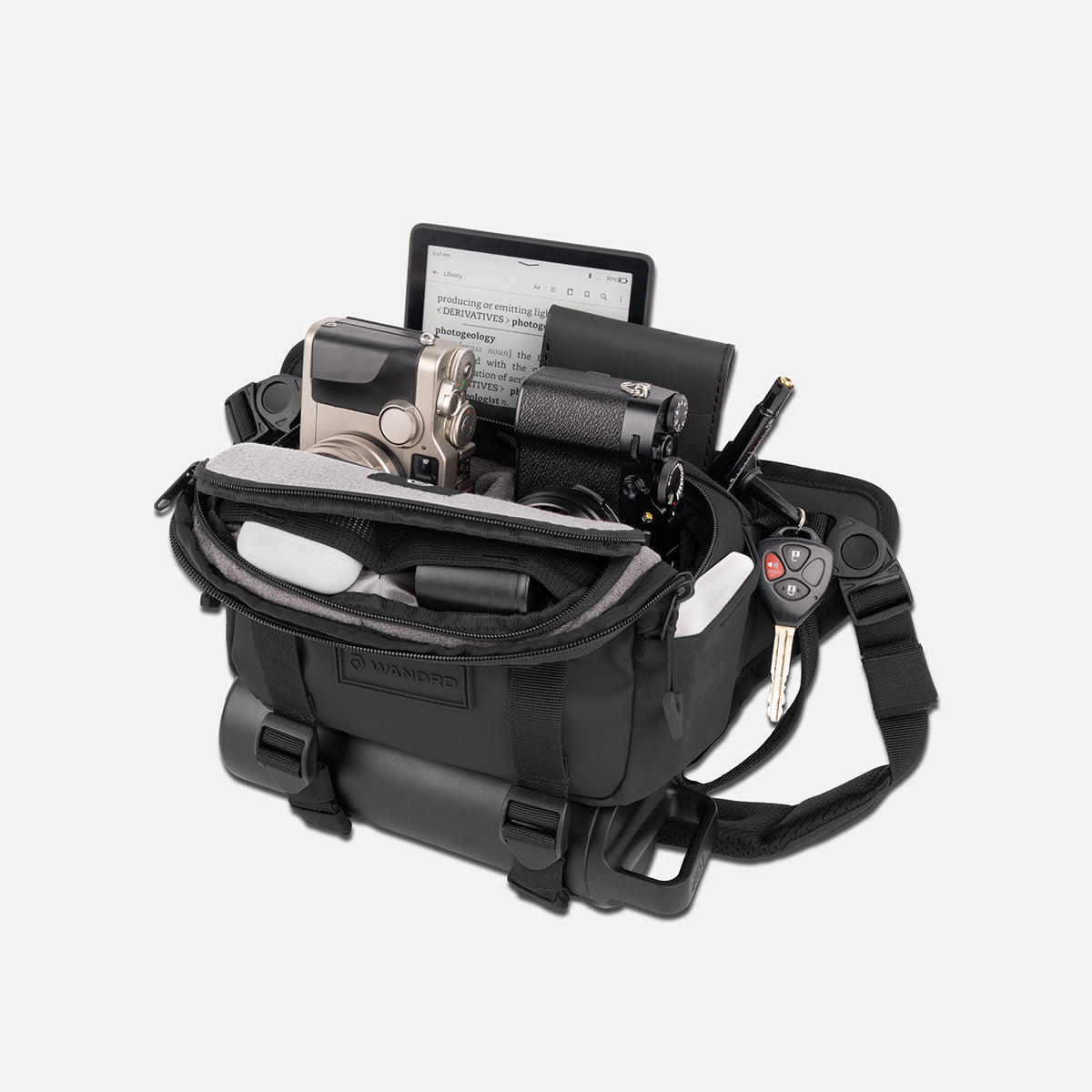 wandrd-rogue-4l-sling-black-kompakte-umh-ngetasche-wetterfest image 3