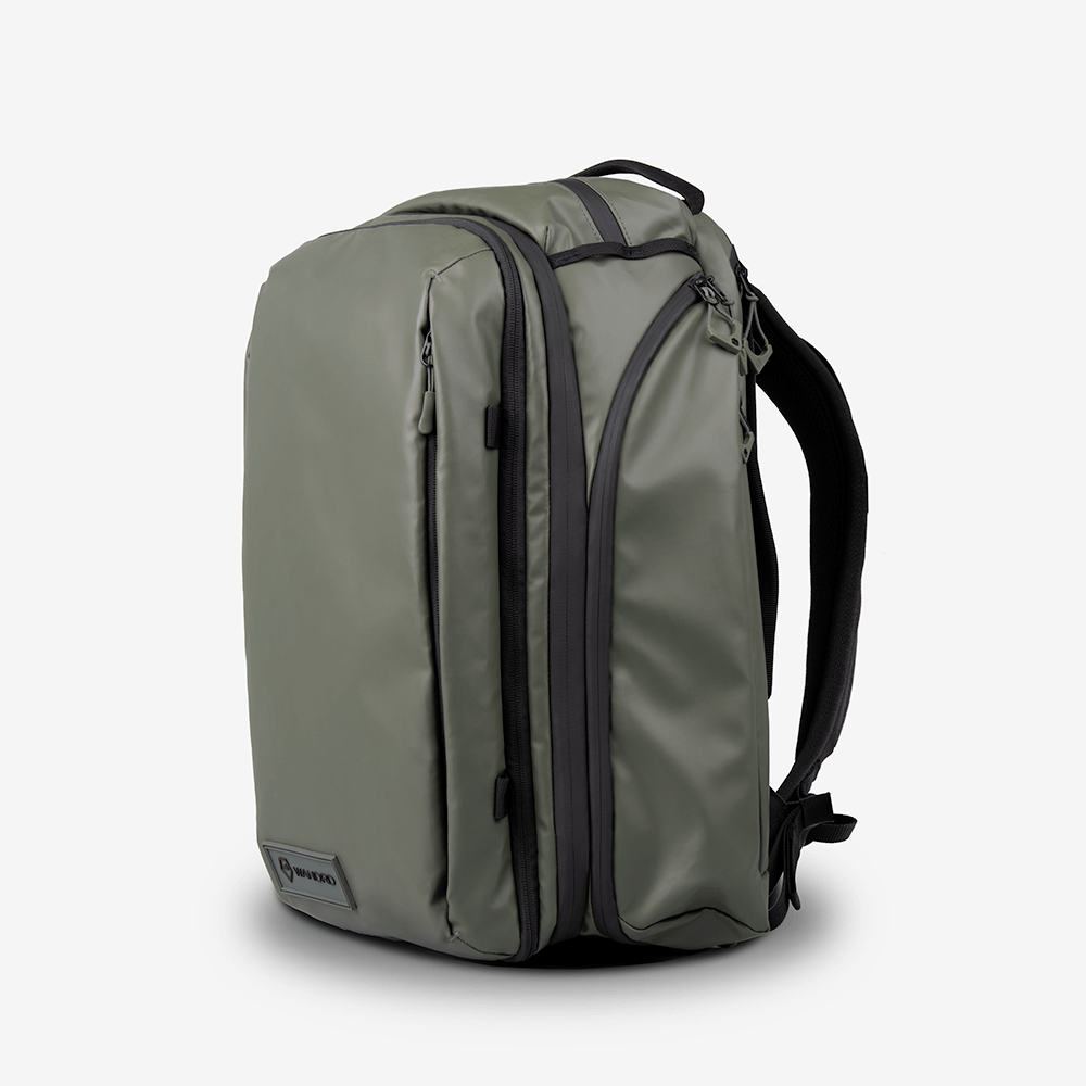wandrd-transit-45l-reiserucksack-wasatch-green-carry-on image 1