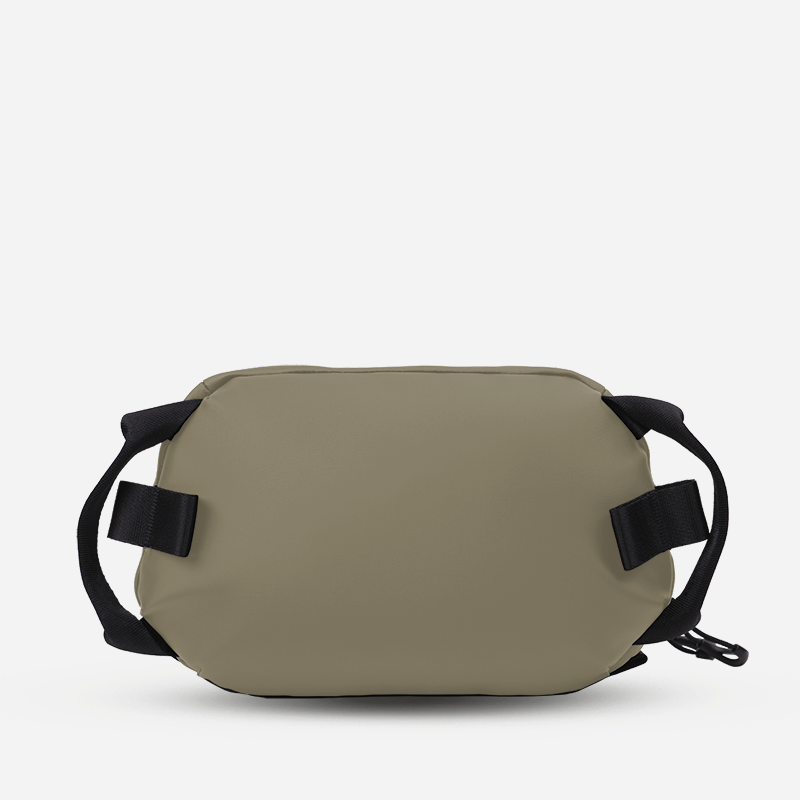 wandrd-tech-bag-large-organizer-yuma-tan image 3