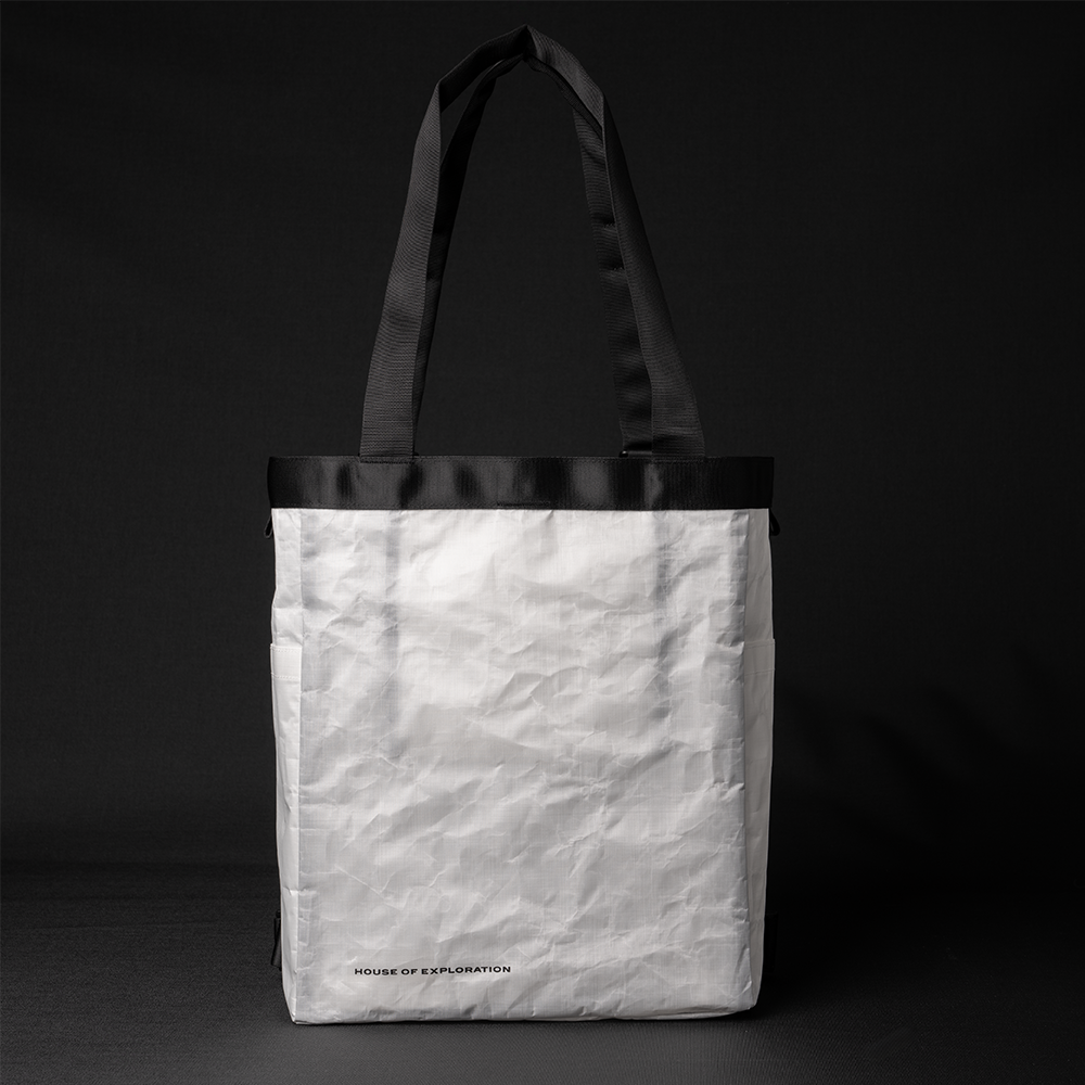 wandrd-carryall-h-o-e-tote-rucksack-limited-edition image 8