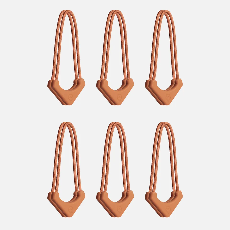 wandrd-tech-bag-worryless-zipper-puller-sedona-orange image 1