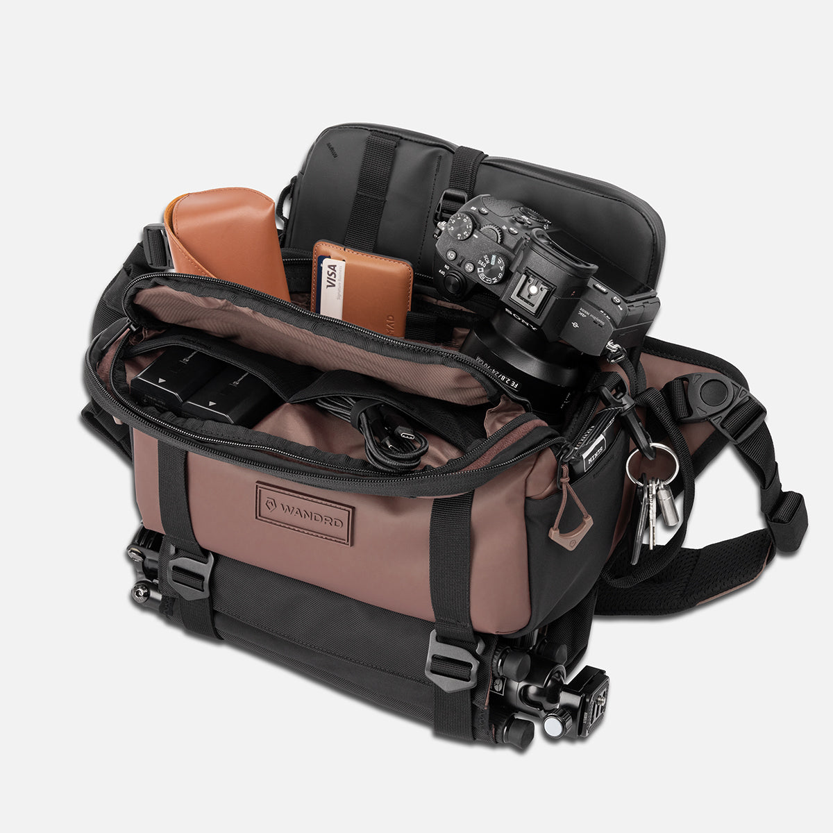 wandrd-rogue-6l-sling-atacama-clay-wetterfest-mit-laptopfach image 3