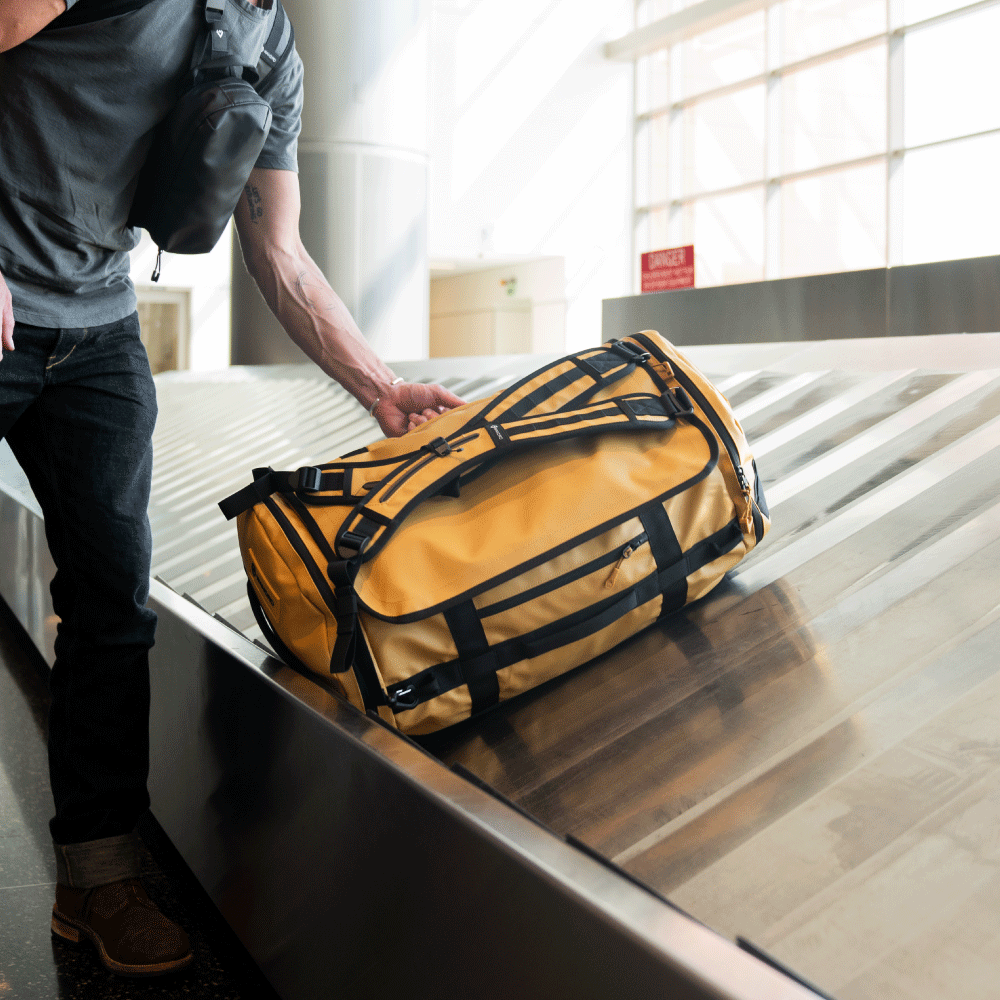 wandrd-carryall-duffel-60l-dallol-yellow-reisetasche image 3