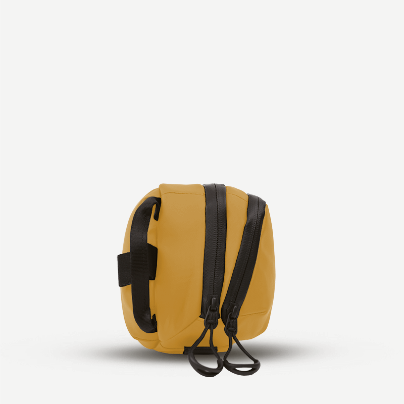 wandrd-tech-bag-large-tech-organizer-dallol-yellow image 2