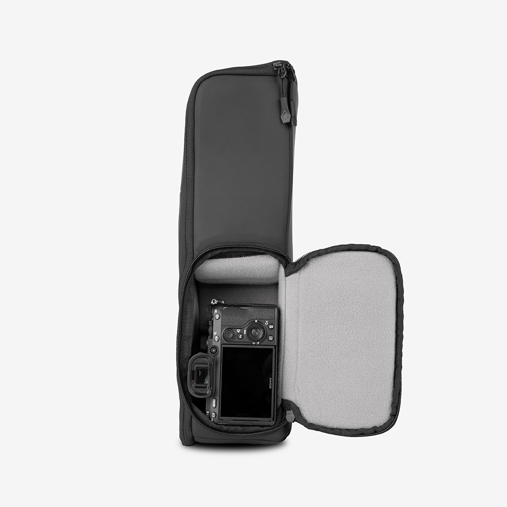 wandrd-tech-bag-pro-camera-cube-kameraeinsatz-pro-seitengriff image 4