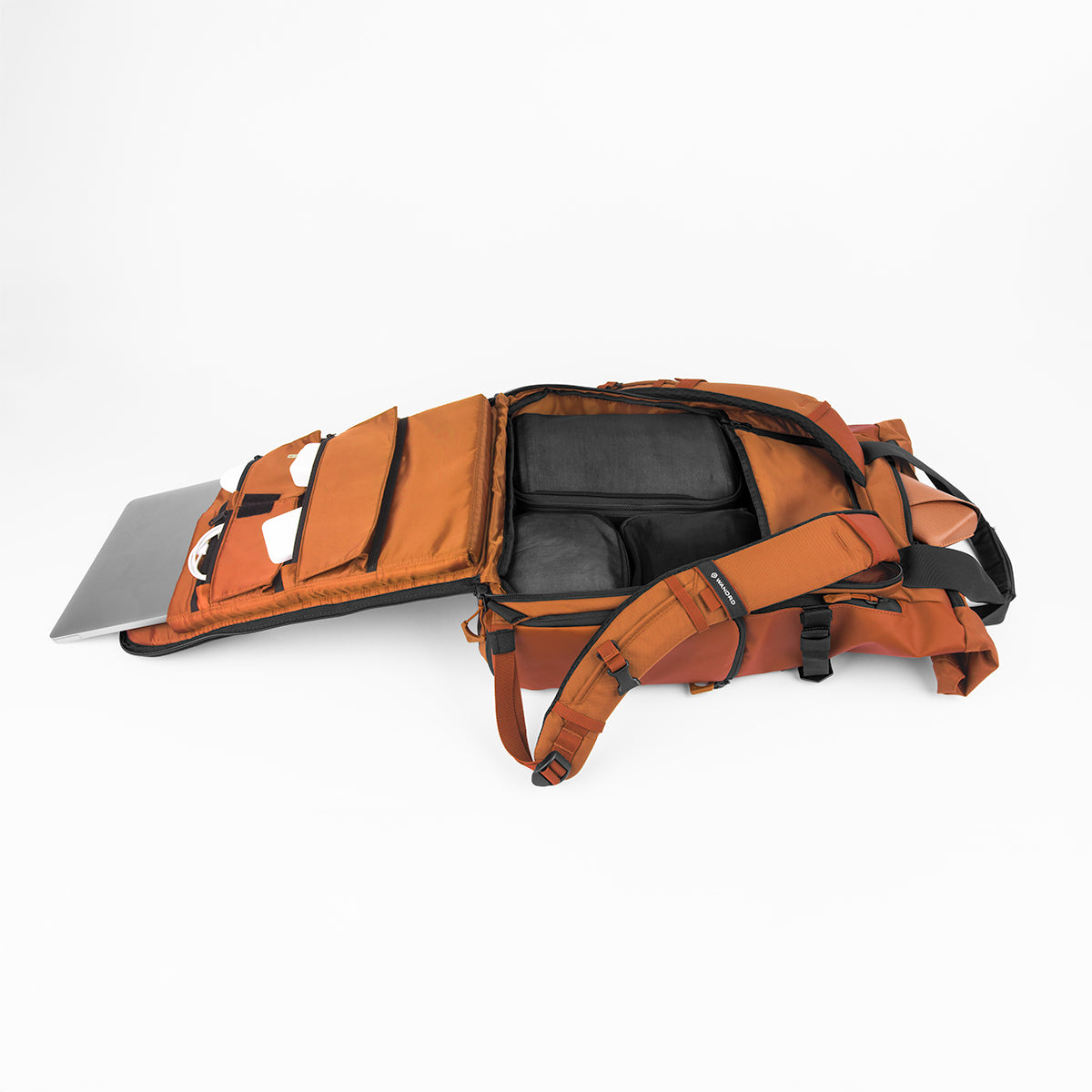 wandrd-prvke-31l-v4-fotorucksack-sedona-orange-kamera image 7