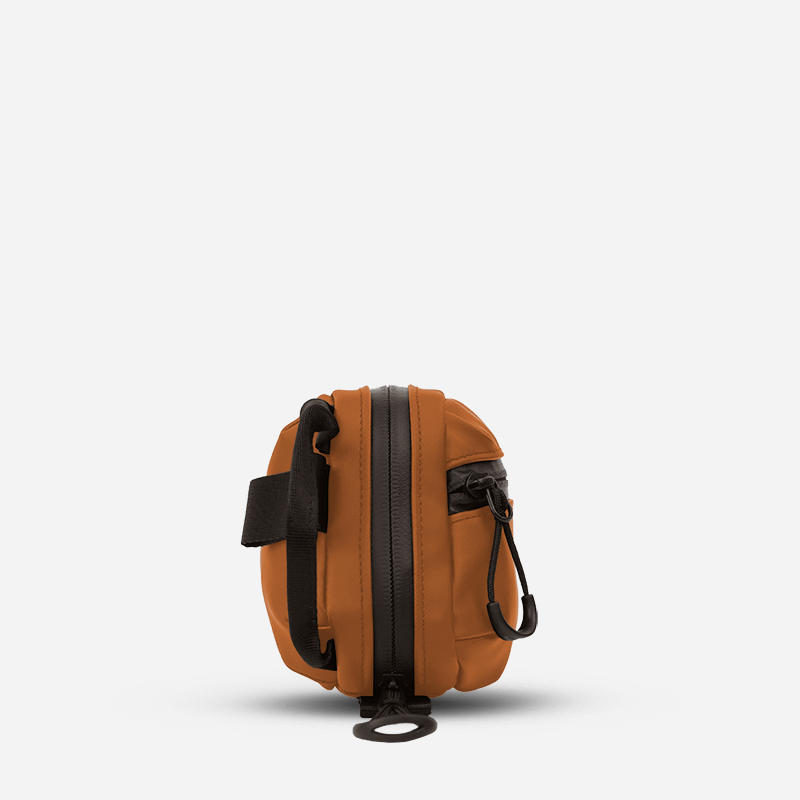 wandrd-tech-bag-medium-organizer-sedona-orange image 3