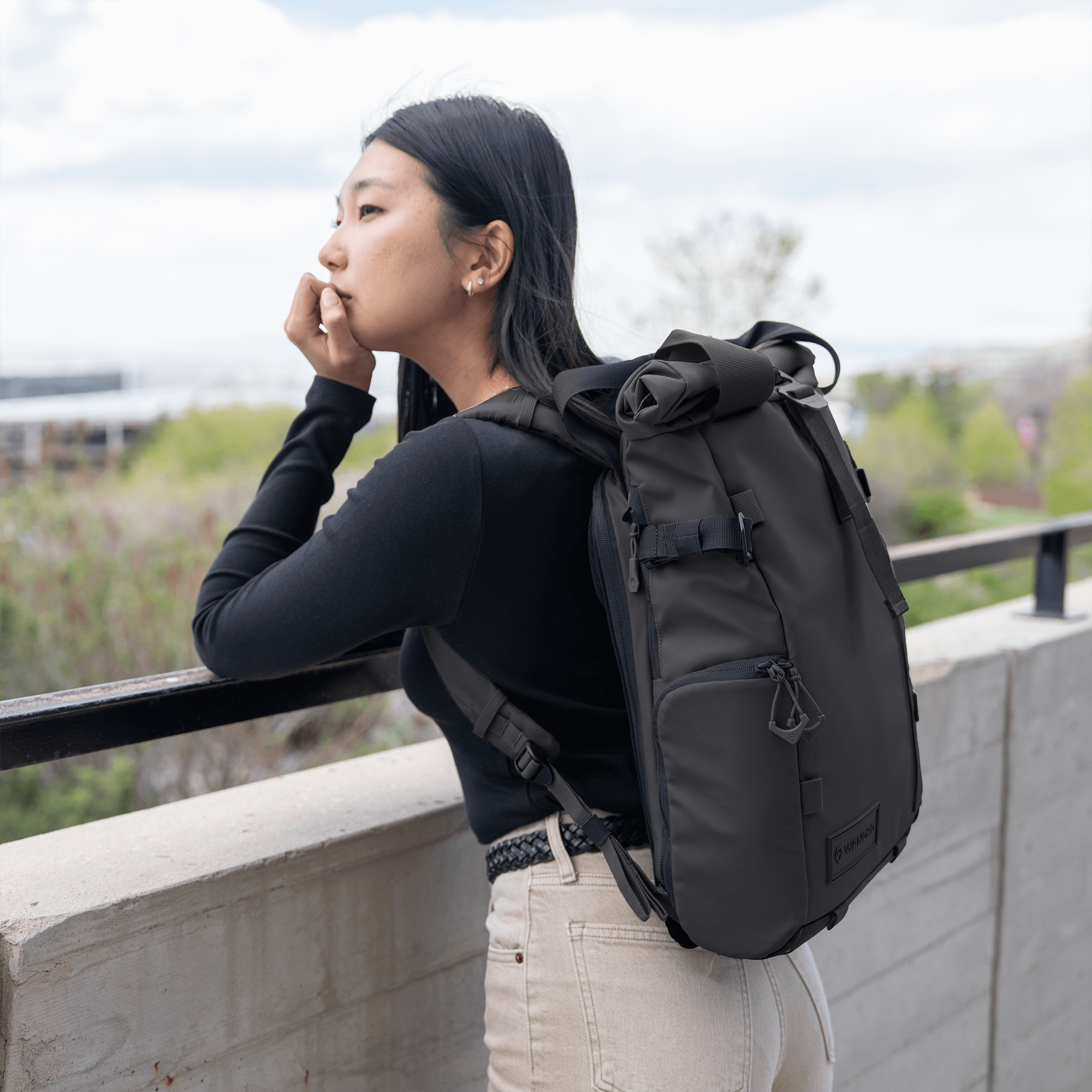 wandrd-prvke-15l-rucksack-schwarz-foto-bundle image 7
