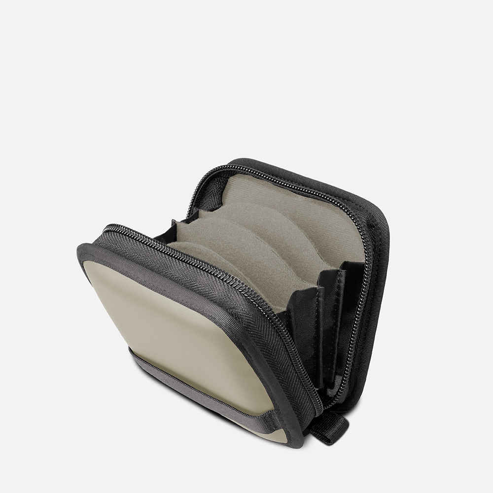 wandrd-lens-filter-case-filtertasche-yuma-tan-4-filter image 1