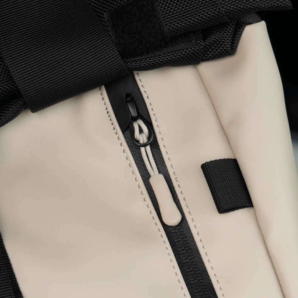 wandrd-tech-bag-zipper-pullers-rei-verschlusszieher-yuma-tan image 3
